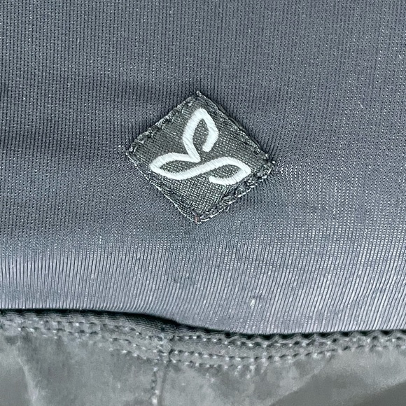 Prana shorts - Picture 2 of 5